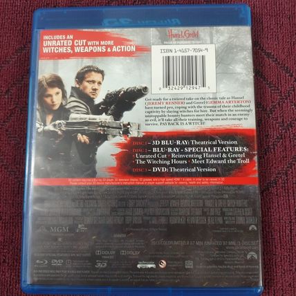 Hansel and Gretal Witch Hunters 3D - 2013 - Rated R - 3 Disc Blu/ray DVD - Used