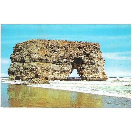 Marsden Bay, South Shields, Tyne & Wear - Rock, arch - postcard 1970s