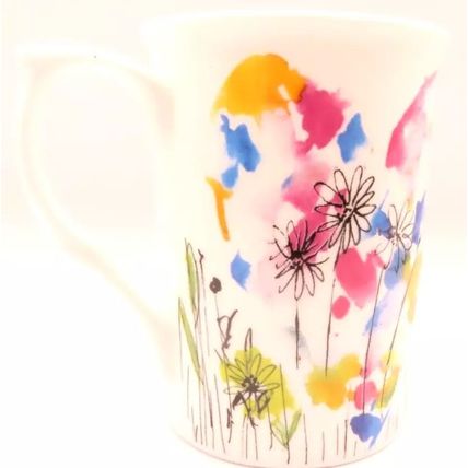 Hearts & Flowers Mug Bone China 10 CM Gift Microwave Dishwasher Proof Ceramic