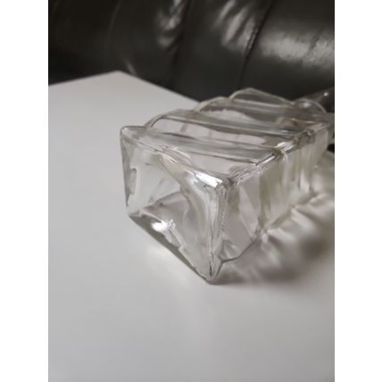 Vintage I W HARPER GLASS DECANTER