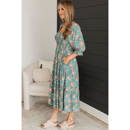 Green Plus Size Floral Print Square Neck Smocked Maxi Dress