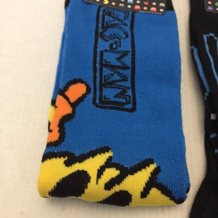 NEW Pac Man Unisex Crew Socks Size 10-13