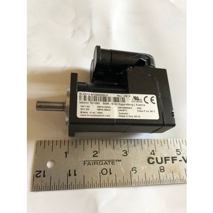 NEW B&R 8LVA13.B1030D000-0 SERVO MOTOR. 3000RPM,AN