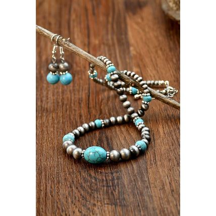 Silvery Western Turquoise Beaded Necklace and Earring Set