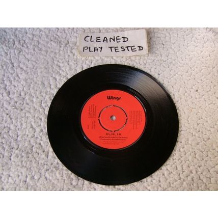 Wings - C moon/ hi hi hi - 7" vinyl single