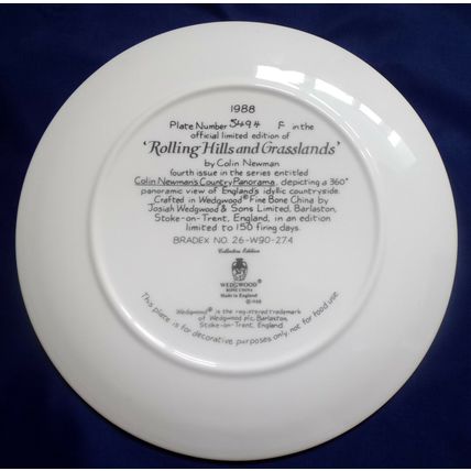 Wedgwood Country Panorama Rolling Hills and Grasslands 1988 Bone China Plate