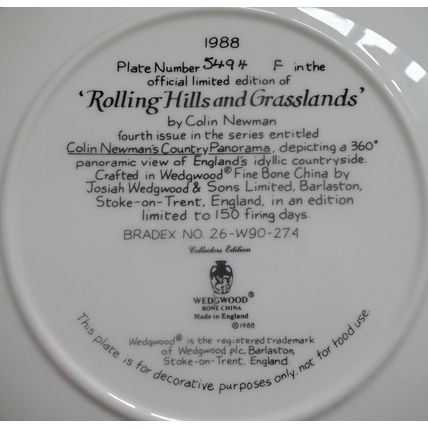 Wedgwood Country Panorama Rolling Hills and Grasslands 1988 Bone China Plate