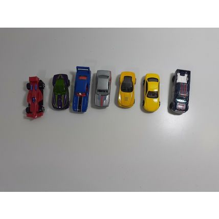 lot of 7 hot wheel/matchbox/other cars (25)