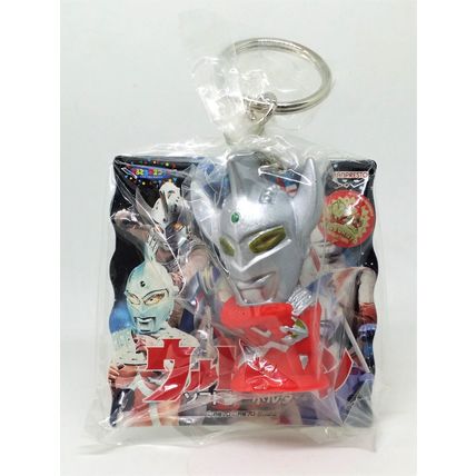 1997 Ultraman Taro Figure Keychain Key Ring - Banpresto Japanese Anime