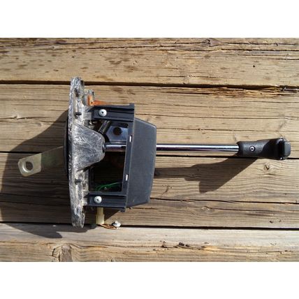 1984 - 88 Nissan Maxima Bluebird Automatic Shifter OEM J-004-5137-100 Pathfinder