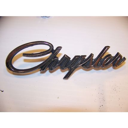1969 70 71 72 73 CHRYSLER TRUNK LID EMBLEM OEM #2901359 NEW YORKER NEWPORT 300