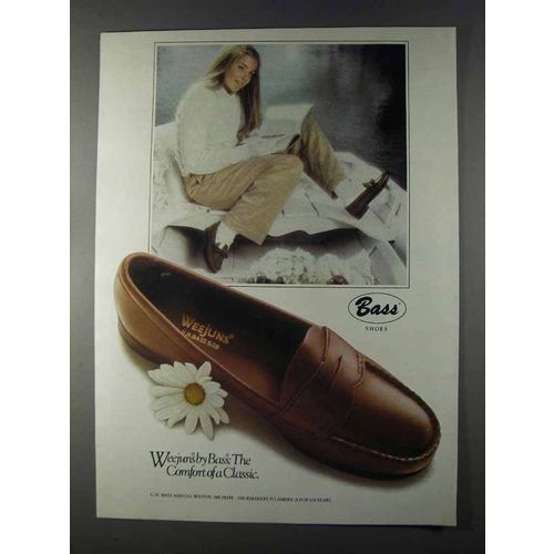 1980 Bass Weejuns Shoes Ad - Comfort of a Classic