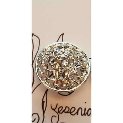 Vintage Sarah Coventry Frozen Lace Clip On Earrings