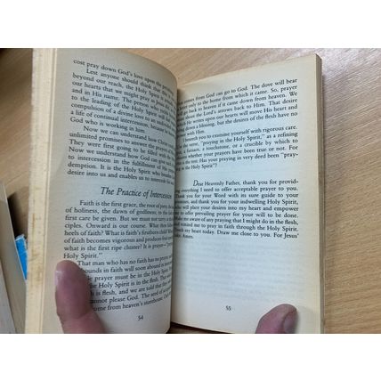 1989 "THE BELIEVER'S SECRET OF INTERCESSION" VINTAGE PAPERBACK BOOK (P2)