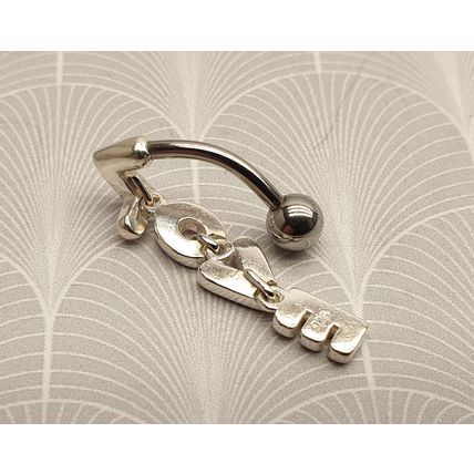925 Sterling Silver and Surgical Steel Red Crystal 'LOVE' Belly Bar - Brand New