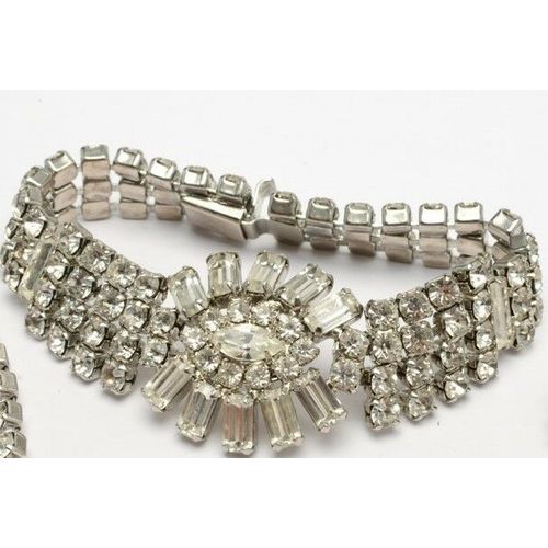 Weiss Flower Marquise and Round Cut Clear Rhinestone Bracelet Signed Vintage