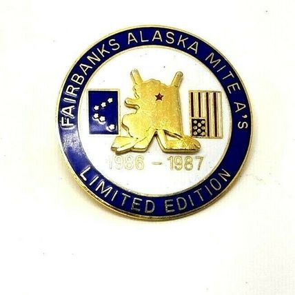 Fairbanks Alaska Limited Edition 1986- 1987 1 1/2" Round Pin Pinback Brooch