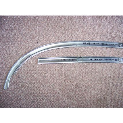 1967 CHRYSLER NEWPORT 4D 4 DOOR HARDTOP LOWER FRONT WINDOW TRIM OEM