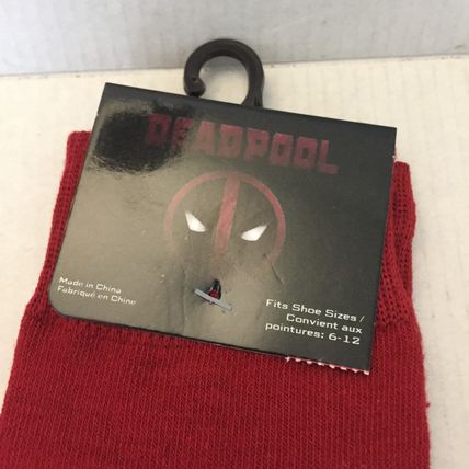 NEW Marvel Deadpool Unisex Crew Socks Size 6-12