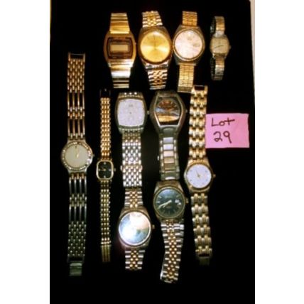 Lot of 11 Vintage Quartz Watchs Various Name Brands Parts Repair Lot 29