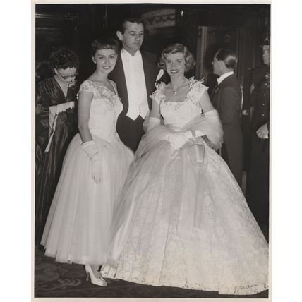 Janett Scott Larry Ward Susan Stephen 1954 Film Premiere Press Photo
