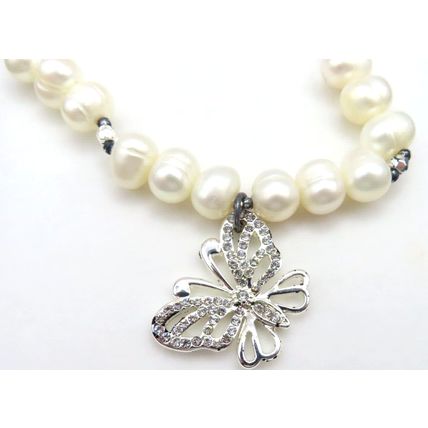 Butterfly Pendant on a White Pearl Fresh Water Necklace Boxed Ladies Gift
