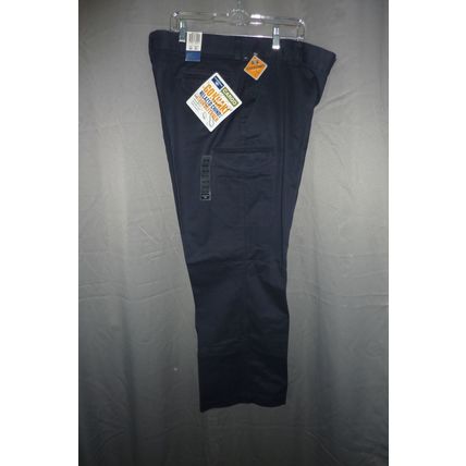 NWT Dockers Relaxed Fit Cargo, Straight Leg, Stain Defender 40 x 32 BLUE