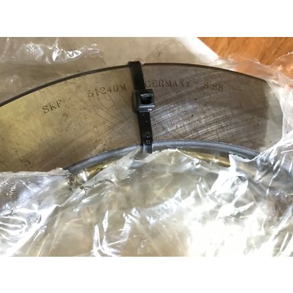 New SKF 51240M GERMANY SSS BALL THRUST BEARING,SINGLE DIRECTION,200x280x62mm,TO