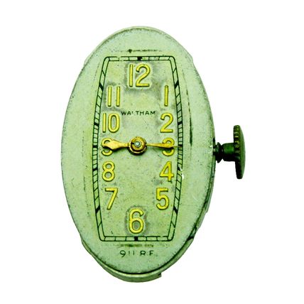 Waltham Model 665 650 15 J Watch Movement Size 6.5 x 11''' = 14.6 x 24.8 mm Runs
