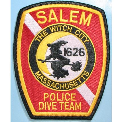 Salem, MA Police Dept Dive Team. PP34.