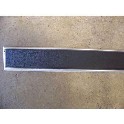 1991 DODGE TRUCK OR RAMCHARGER LH DOOR BODY SIDE TRIM 80'S - 91 POWER RAM