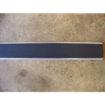 1991 DODGE TRUCK OR RAMCHARGER LH DOOR BODY SIDE TRIM 80'S - 91 POWER RAM
