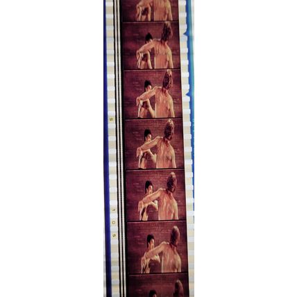 Way of the Dragon. Pk MVD - b041o . 1 STRIP OF 5 - 35MM FILM CELLS. MVD