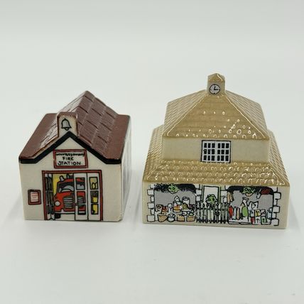 Wade England Whimsey On the Why River Fire Station #31 #32 Market Hall Miniature