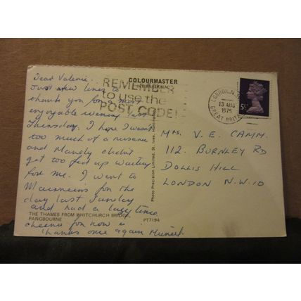 RIVER THAMES FROM WHITCHURCH BRIDGE PANGBOURNE BERKSHIRE used postcard 1975 pm =