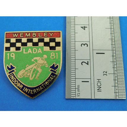 Vintage Speedway Wembley LADA Indoor International Metal Enamel Pin Badge 1981