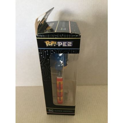 NEW DC Batman Gamer Funko Pop + Pez Candy Dispenser