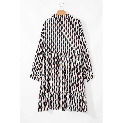 Apricot Geometric Print Collared V Neck Plus Size Mini Dress