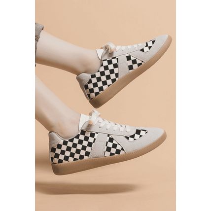 Black Checkerboard Patchwork Lace-up Flat Leatherette Shoes