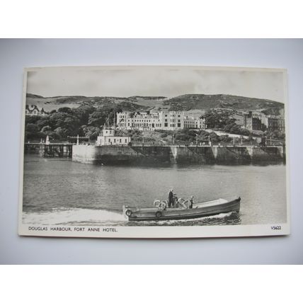 Isle of Man – Douglas Harbour and Fort Anne Hotel. (Photochrom Co Ltd)