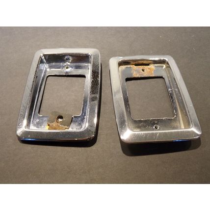 1971 - 80 International Marker Light Bezels OEM 404498-C21 173501 72 73 74 75 76