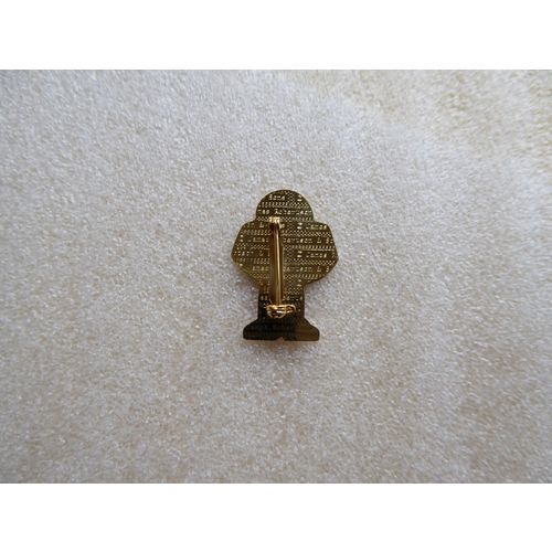 Robertson's Jam 1990 American Footballer Badge (BS)