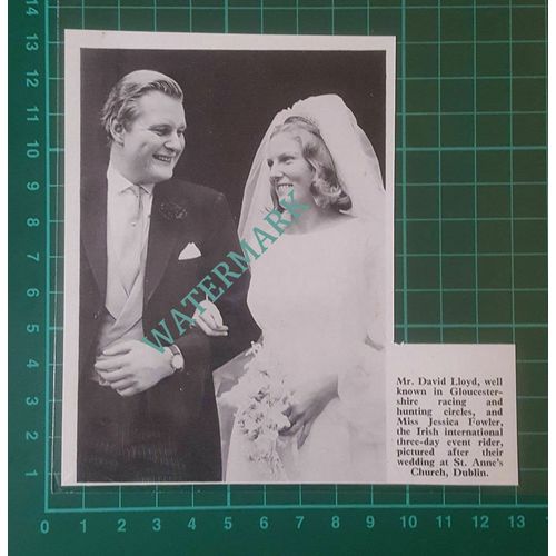 C2654) Mr David Lloyd & Jessica Fowler Horse Racing Hunt Dublin Wedding - 1968