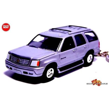 RARE KEYCHAIN SILVER CADILLAC ESCALADE CUSTOM GREAT GIFT or DESK DISPLAY