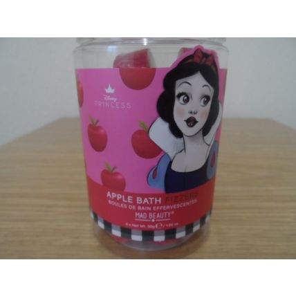 Disney Mad Beauty Snow White Apple Bath Fizzers & Hair Scruchies Brand New