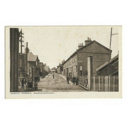 SAXMUNDHAM, Albion Street, Suffolk, Postcard