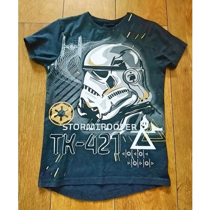 Boys Age 10-11yrs star wars t-shirt