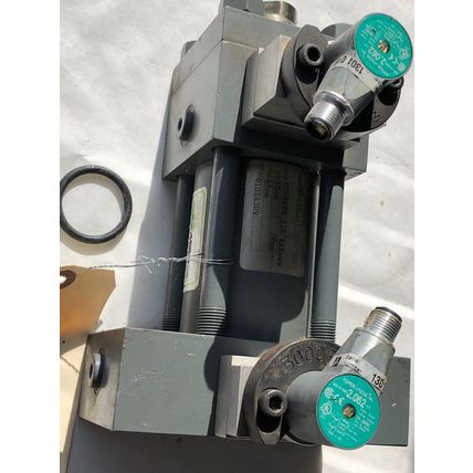 MILLER MH68RTB HYDRAULIC CYLINDER,3/4NPT 50mm-BORE, 45mm-STROKE, 210-BAR,HD