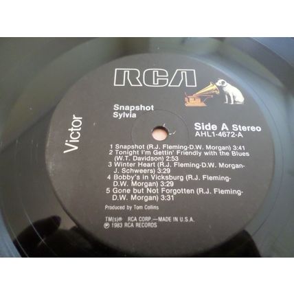 SYLVIA - SNAPSHOT -1983- 10 Track - USA - 12" vinyl LP - RCA VICTOR - AHL1-4672
