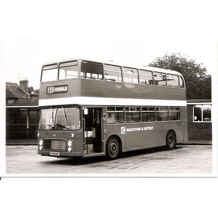 Black & White Photograph of Maidstone & District Motor Services Ltd. - PKM 108R